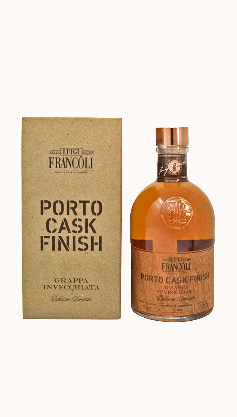 Una bottiglia di grappa Porto Cask Finish edizione limitata dell'azienda Luigi Francoli