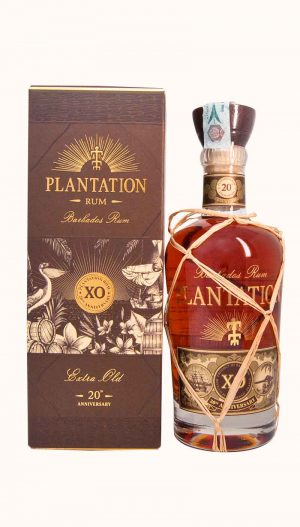 Una bottiglia con scatola di rum Plantation XO