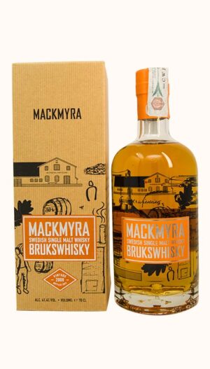 Una bottiglia di whisky Single Malt Brukswhisky Vintage 2008 prodotta dalla distilleria Mackmyra