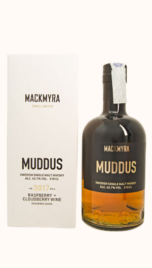 Una bottiglia di whisky single malt Muddus prodotto dalla distilleria Mackmyra